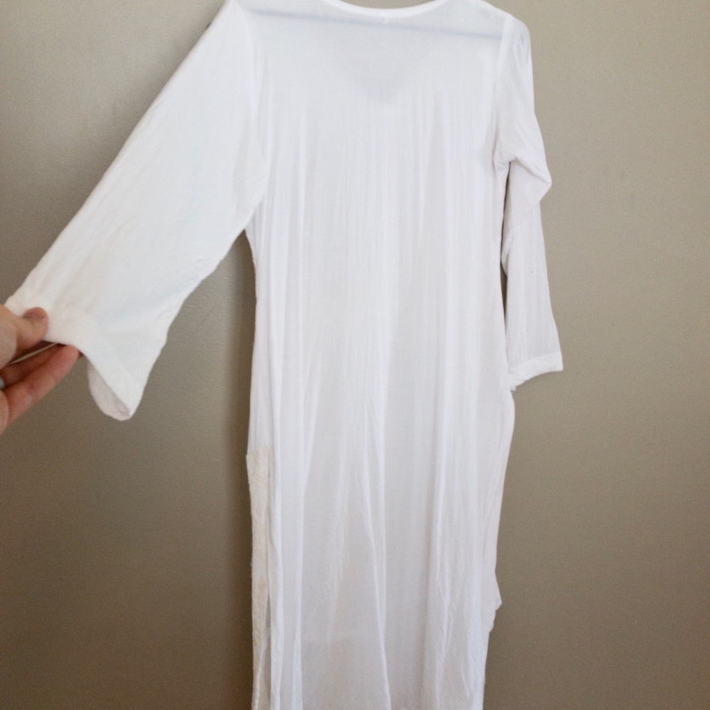 White Indian style dress and pants - Picture 3 of 5